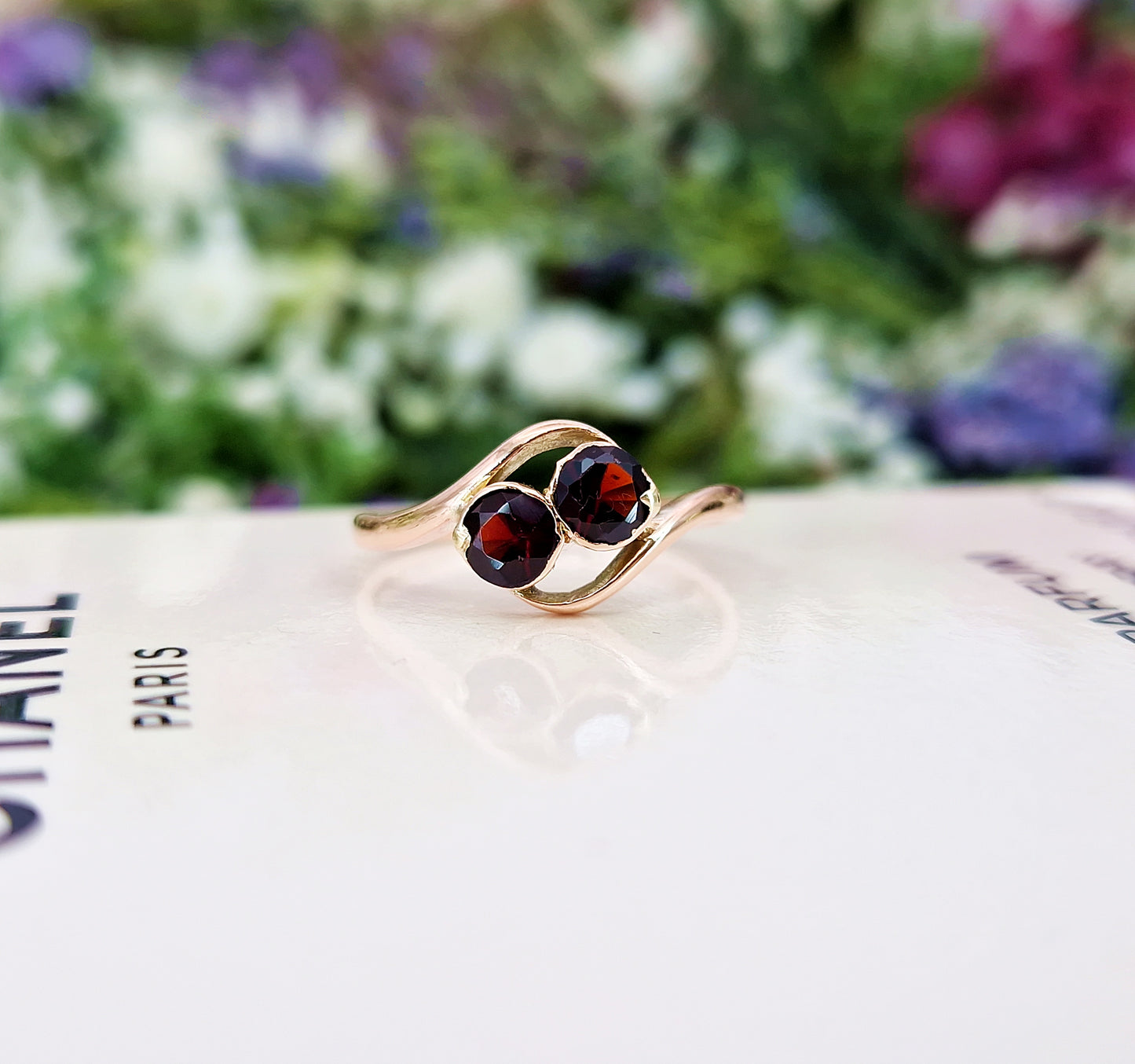 Antique Art Deco 9ct Rose Gold Double Garnet Toi et Moi Bypass Ring / Size L 1/2 or 6.25