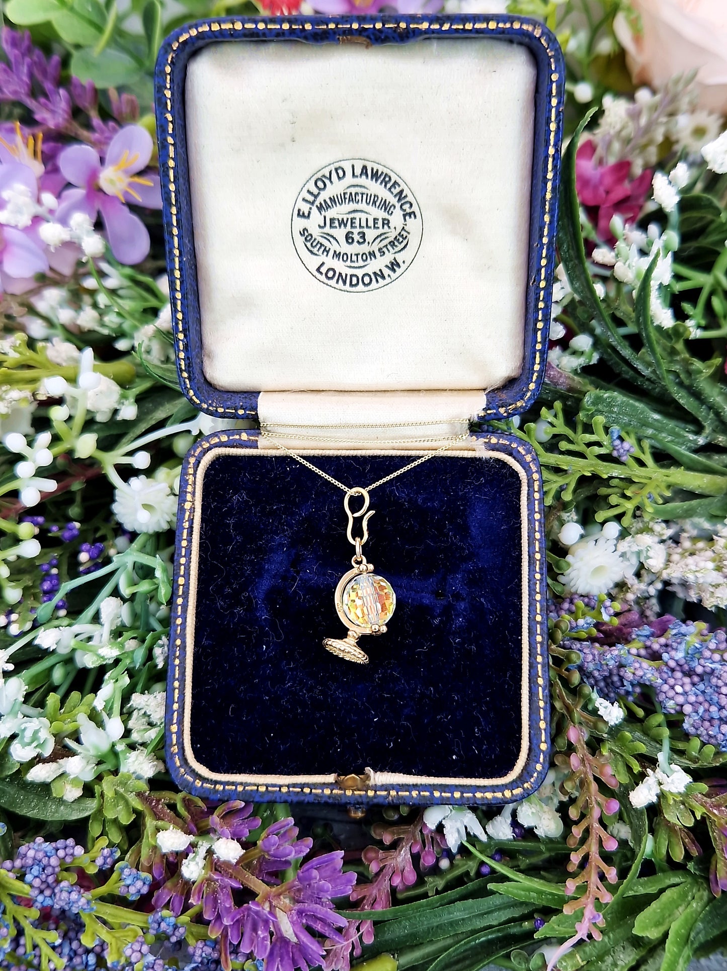 Vintage Solid 9ct Yellow Gold Miniature 3D Crystal Globe Charm Pendant