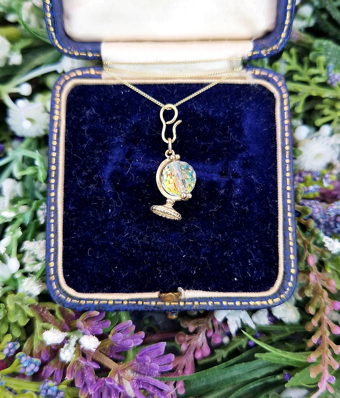 Vintage Solid 9ct Yellow Gold Miniature 3D Crystal Globe Charm Pendant