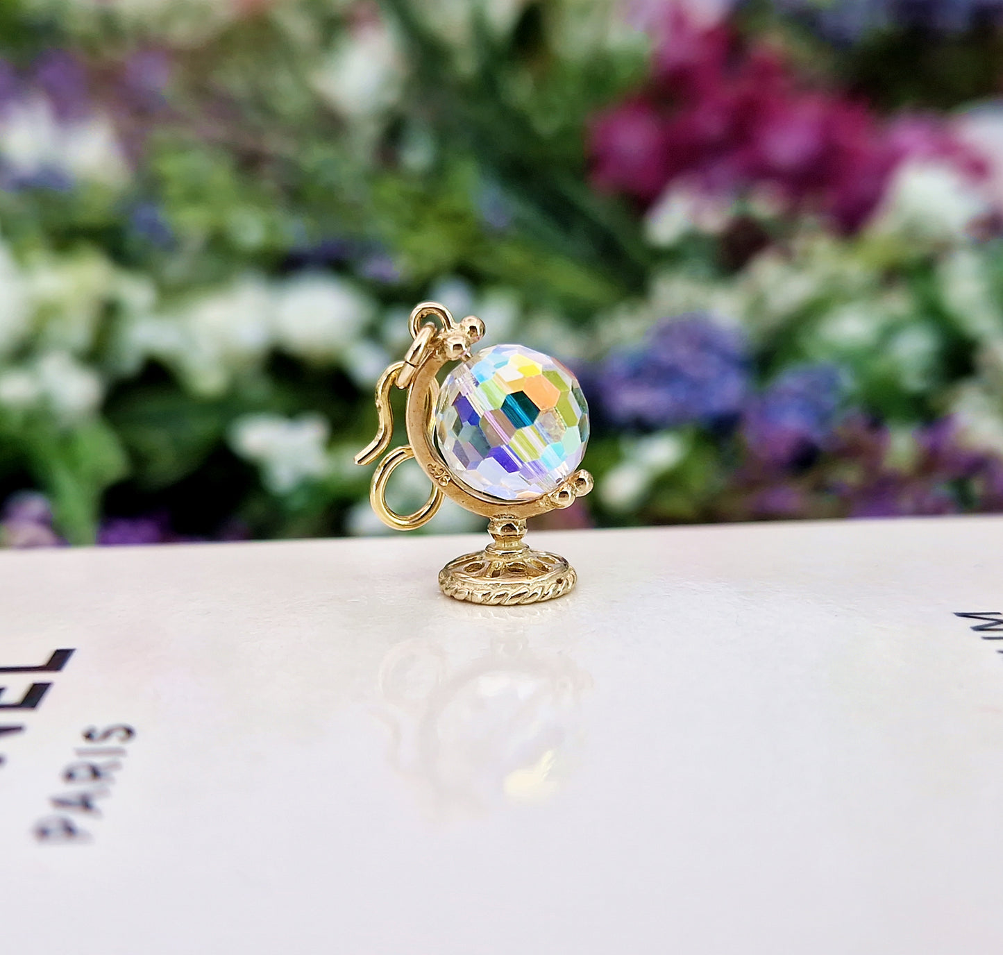 Vintage Solid 9ct Yellow Gold Miniature 3D Crystal Globe Charm Pendant