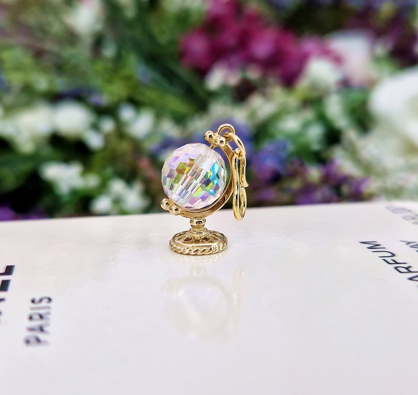 Vintage Solid 9ct Yellow Gold Miniature 3D Crystal Globe Charm Pendant