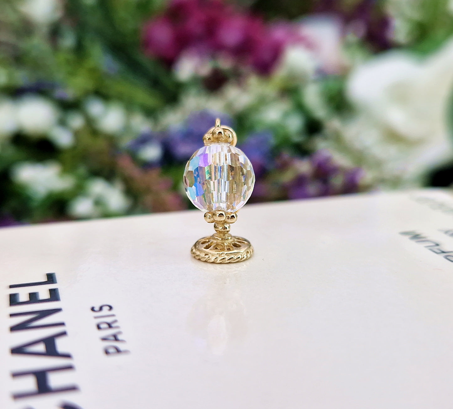Vintage Solid 9ct Yellow Gold Miniature 3D Crystal Globe Charm Pendant