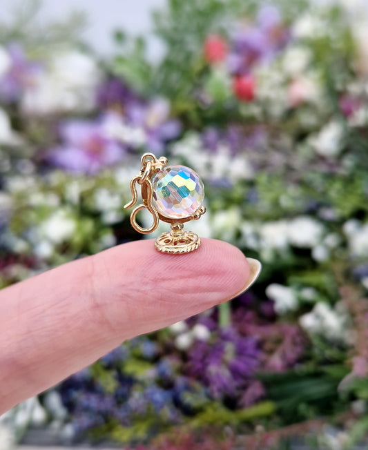Vintage Solid 9ct Yellow Gold Miniature 3D Crystal Globe Charm Pendant