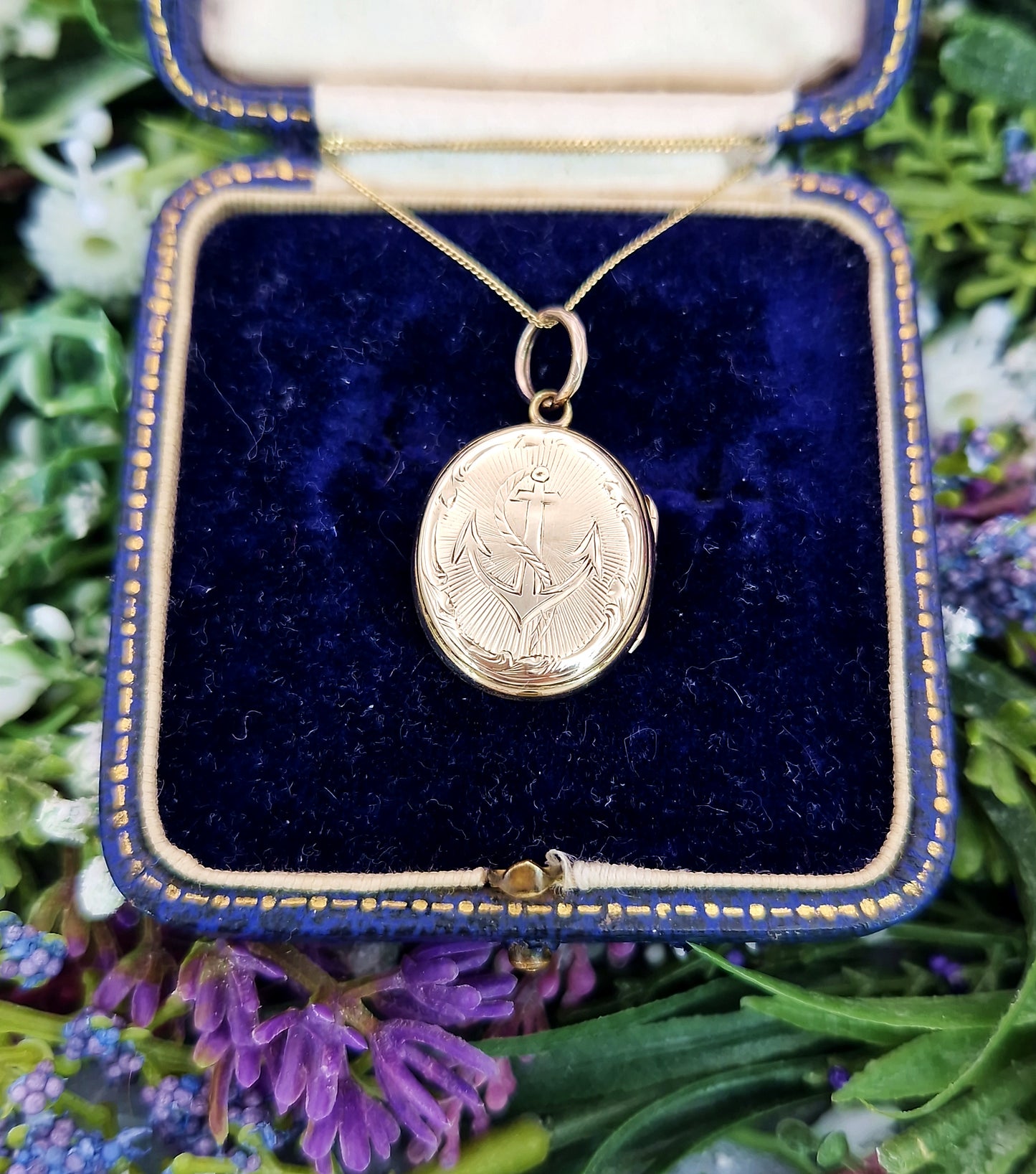 Antique Victorian 9ct Yellow Gold Blue Enamel Shield and Engraved Anchor Locket