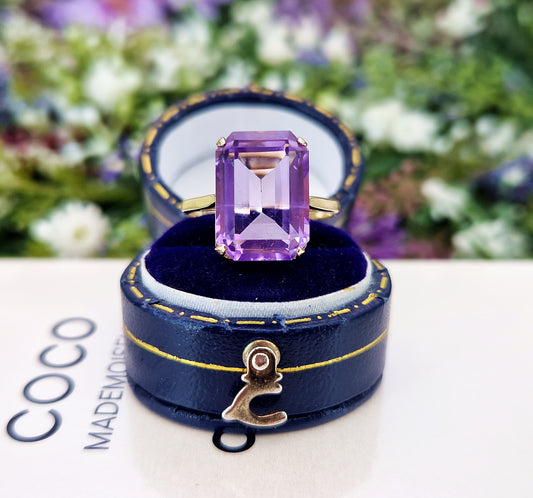Vintage 9ct Gold Large Purple Amethyst 8.5ct Gemstone Solitaire Ring / Size Q 1/2 or 8.75