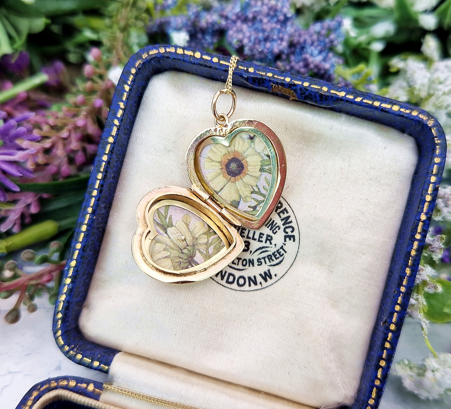 Antique Edwardian 9ct Yellow Gold Engraved Initial R Love Heart Locket Pendant