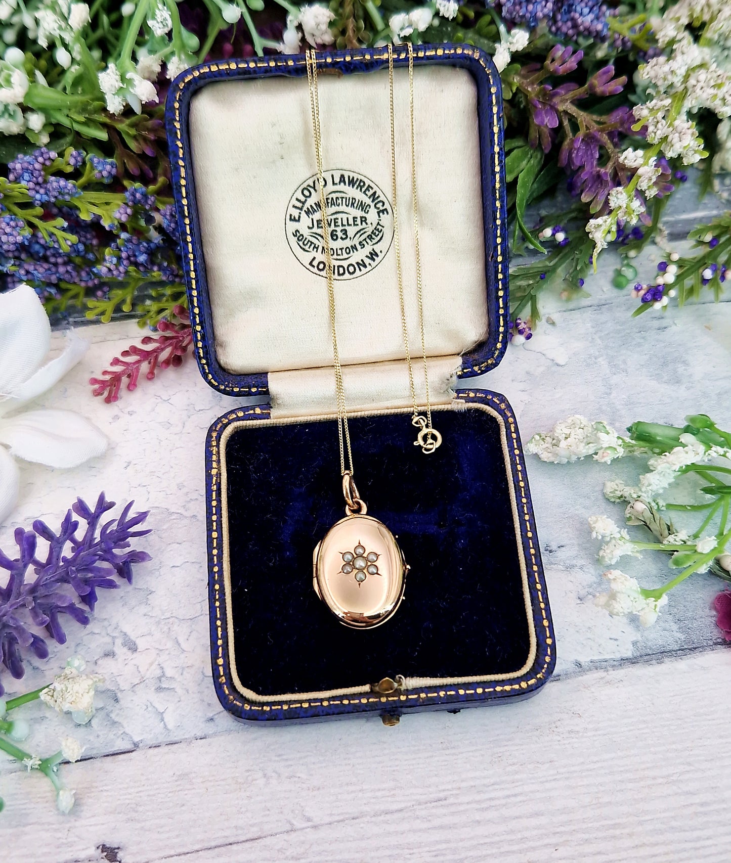Antique Art Nouveau Gold Tone White Pearl Star Oval Locket Pendant