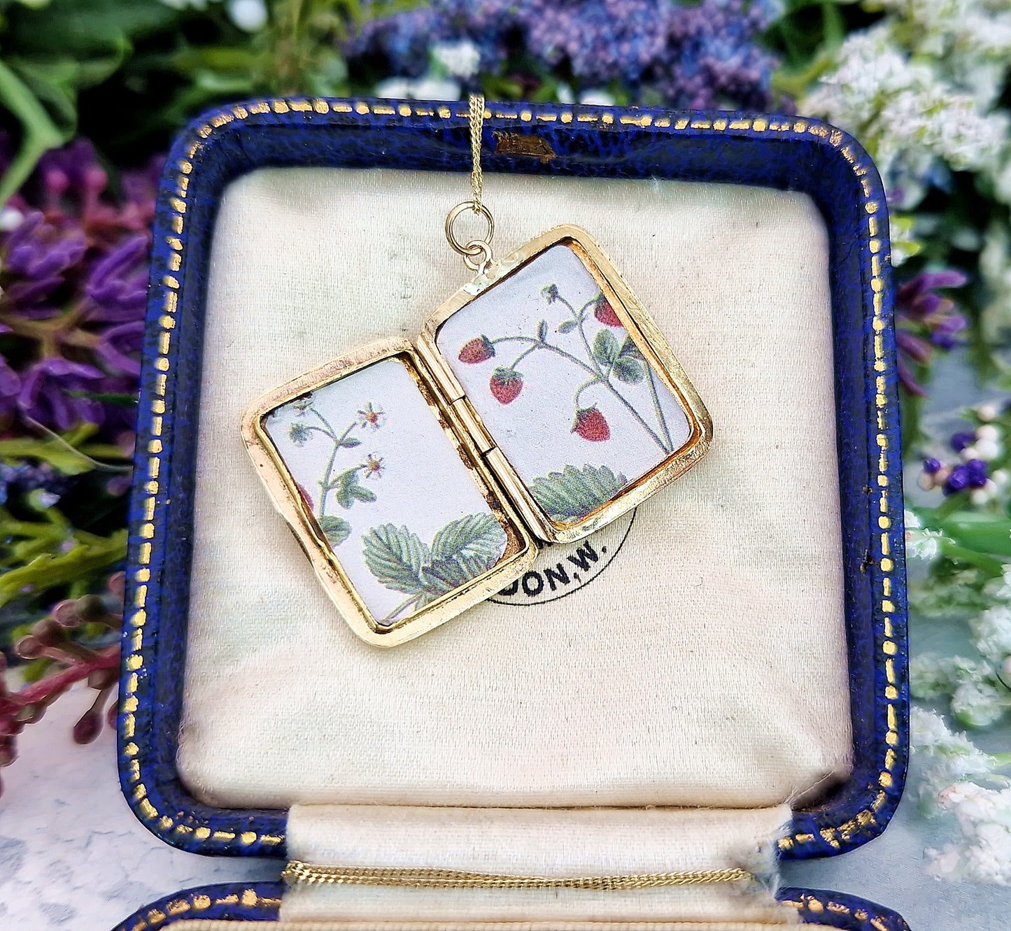 Antique Art Deco 9ct Gold Engraved Ornate Sunburst Rectangular Locket Pendant Necklace