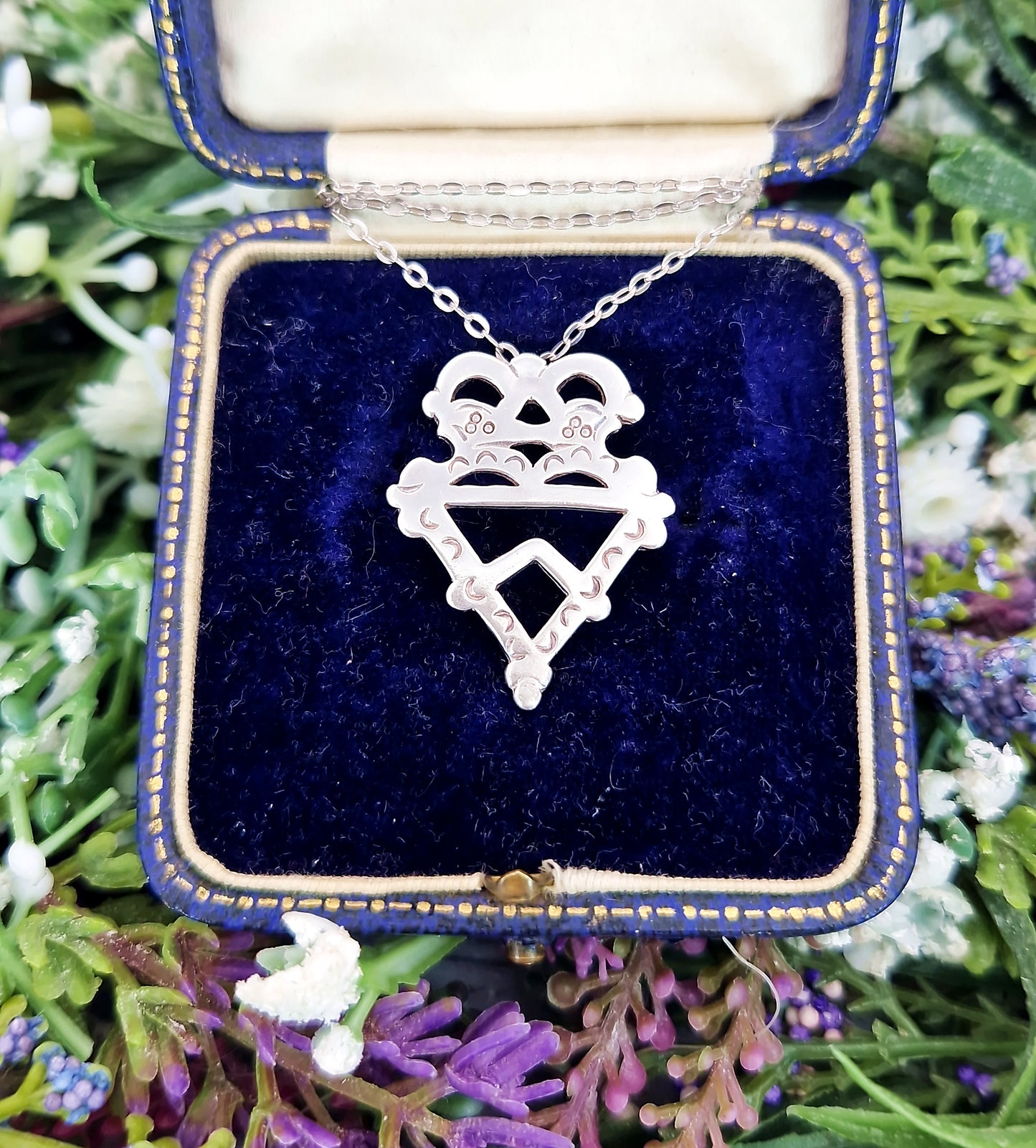 Vintage 1978 Sterling Silver Scottish Luckenbooth Inspired Heart Pendant Necklace