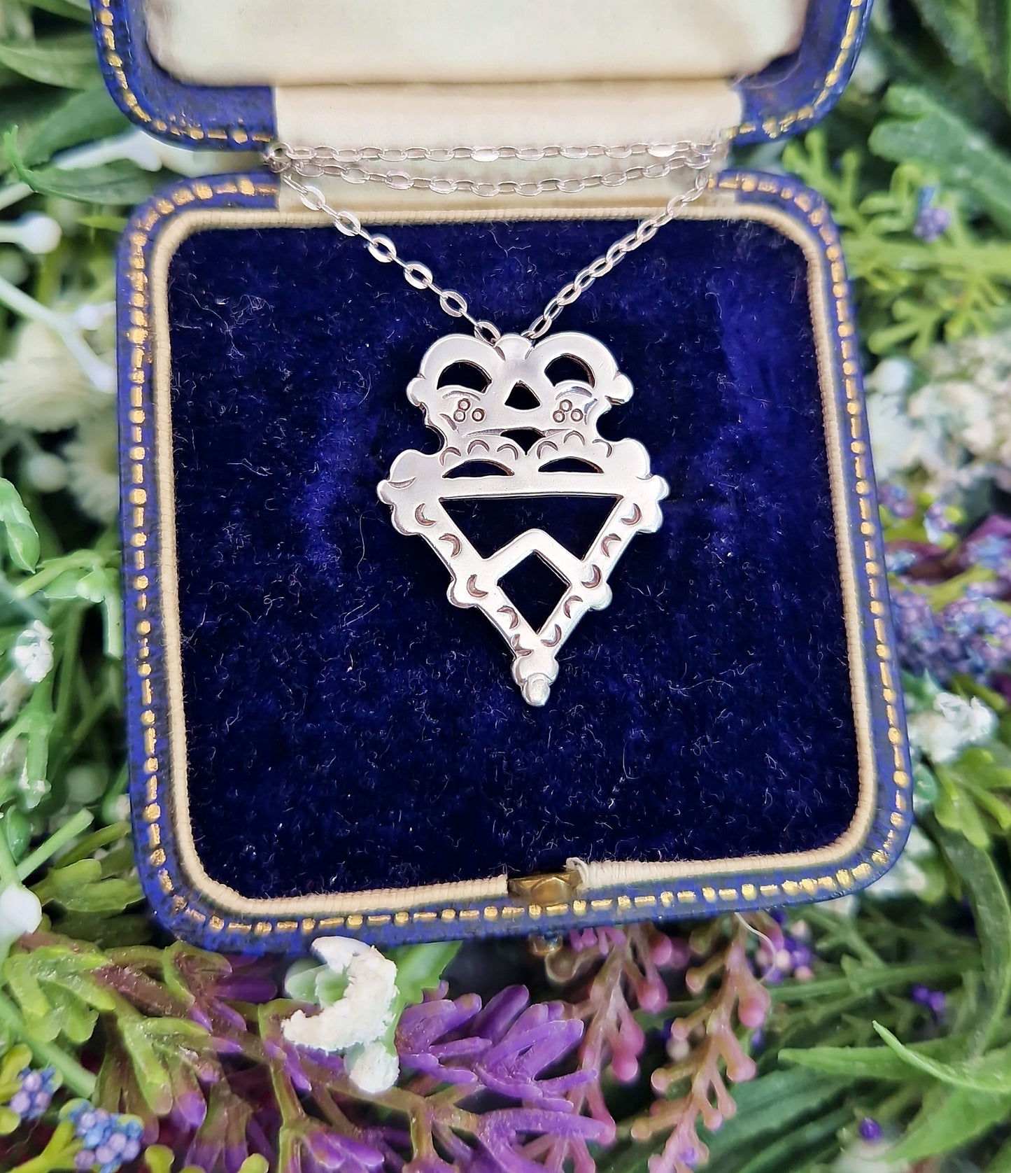 Vintage 1978 Sterling Silver Scottish Luckenbooth Inspired Heart Pendant Necklace