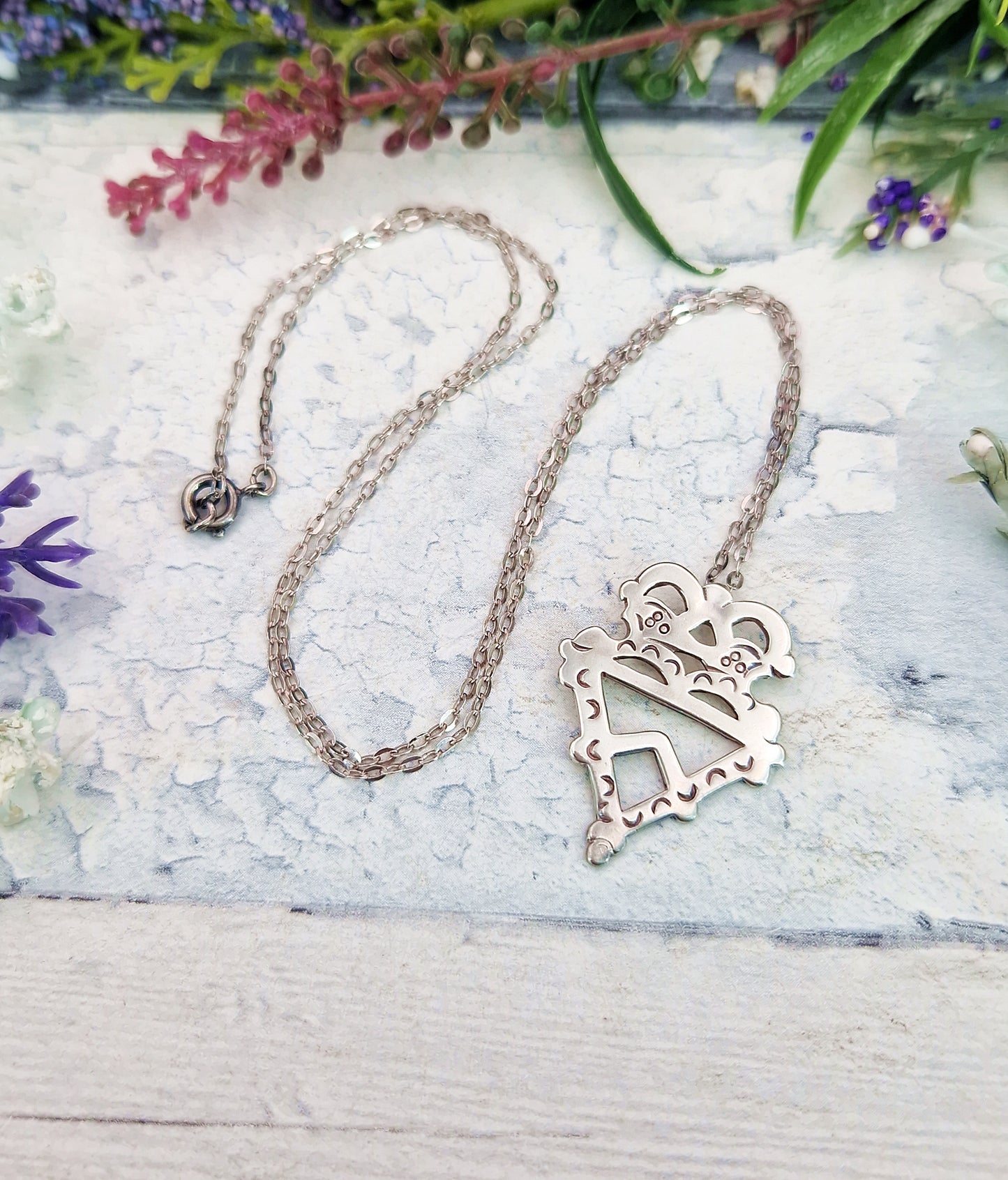Vintage 1978 Sterling Silver Scottish Luckenbooth Inspired Heart Pendant Necklace