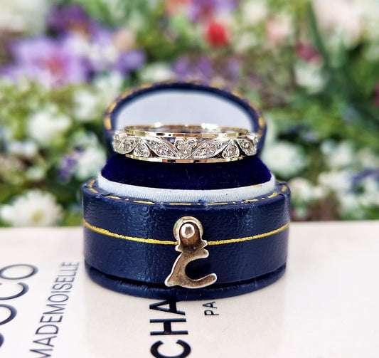 Vintage 9ct Yellow Gold and Silver Ornate White Spinel Love Heart Eternity Band Ring / Size R 1/2 or 9.25