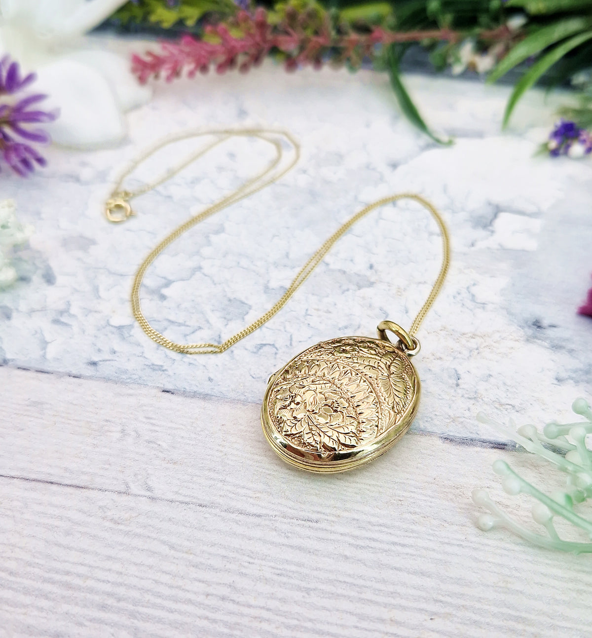 Antique Victorian Gold Tone Ornate Botanical Floral Engraved Oval Locket Pendant