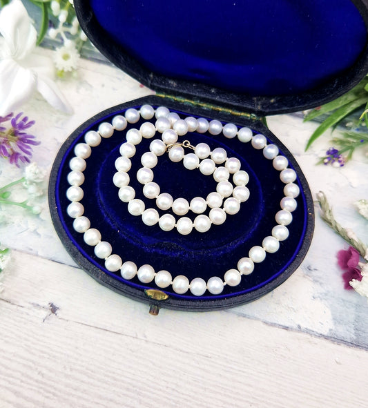 Vintage 9ct Yellow Gold Classic Bridal White Strung Pearl Necklace 18"