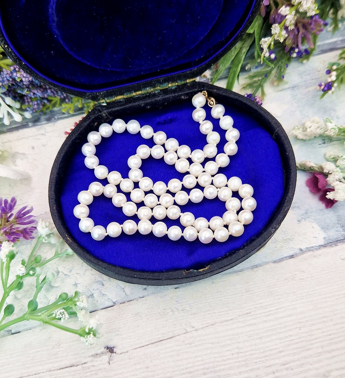 Vintage 9ct Yellow Gold Classic Bridal White Strung Pearl Necklace 18"