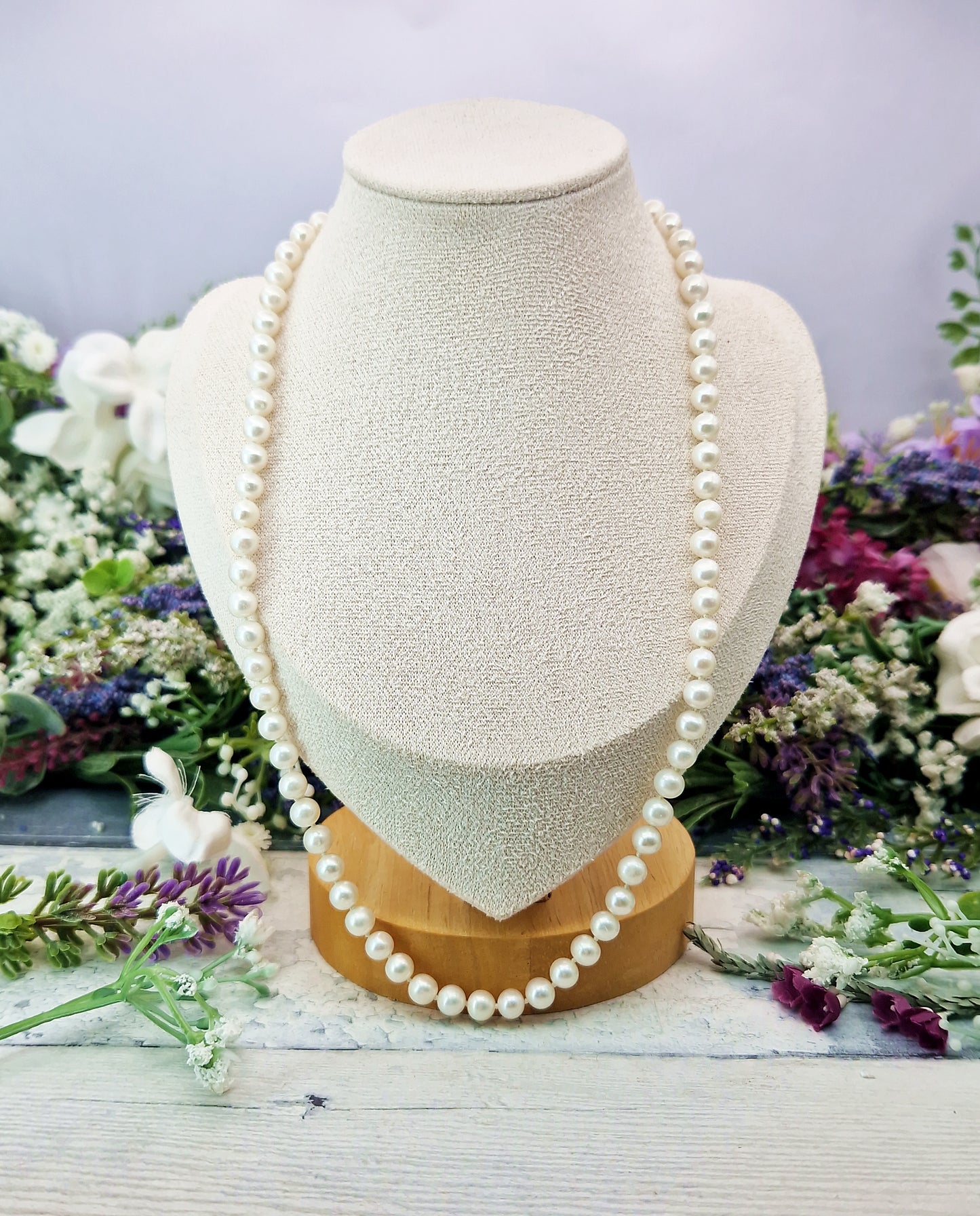 Vintage 9ct Yellow Gold Classic Bridal White Strung Pearl Necklace 18"