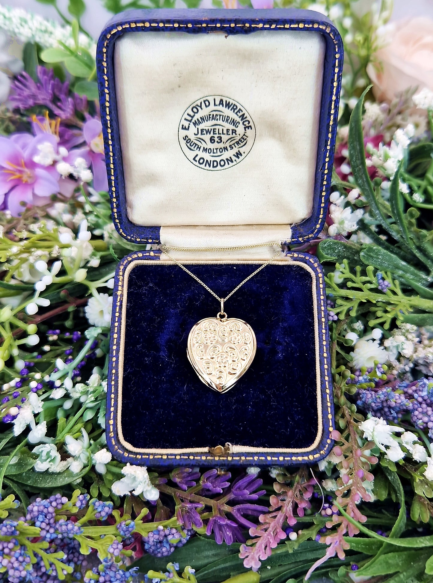 Antique Art Deco 9ct Yellow Gold Unique Ornate Love Heart Locket Pendant