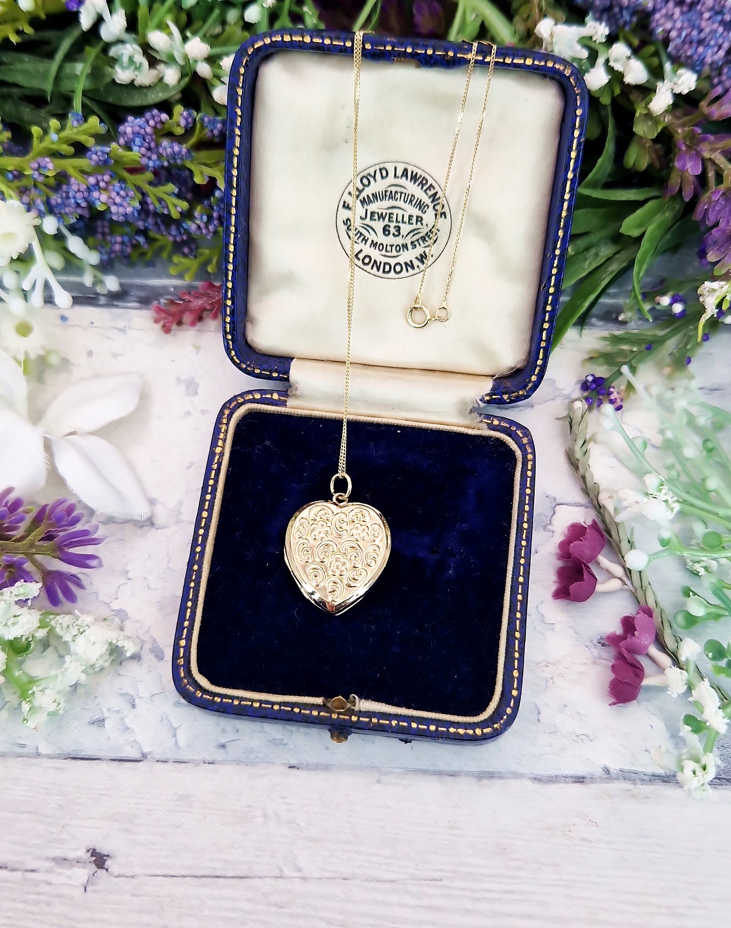 Antique Art Deco 9ct Yellow Gold Unique Ornate Love Heart Locket Pendant