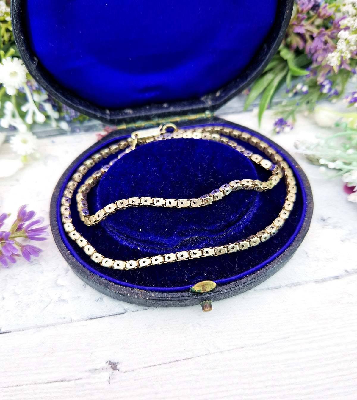 Antique Victorian Gold Metal Ornate Pierced Star Link Necklace Chain / 10.3 grams