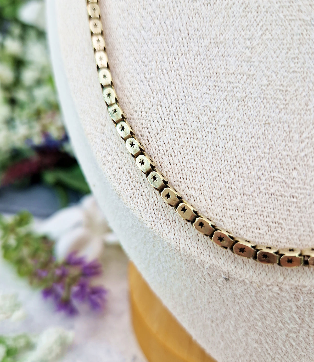 Antique Victorian Gold Metal Ornate Pierced Star Link Necklace Chain / 10.3 grams