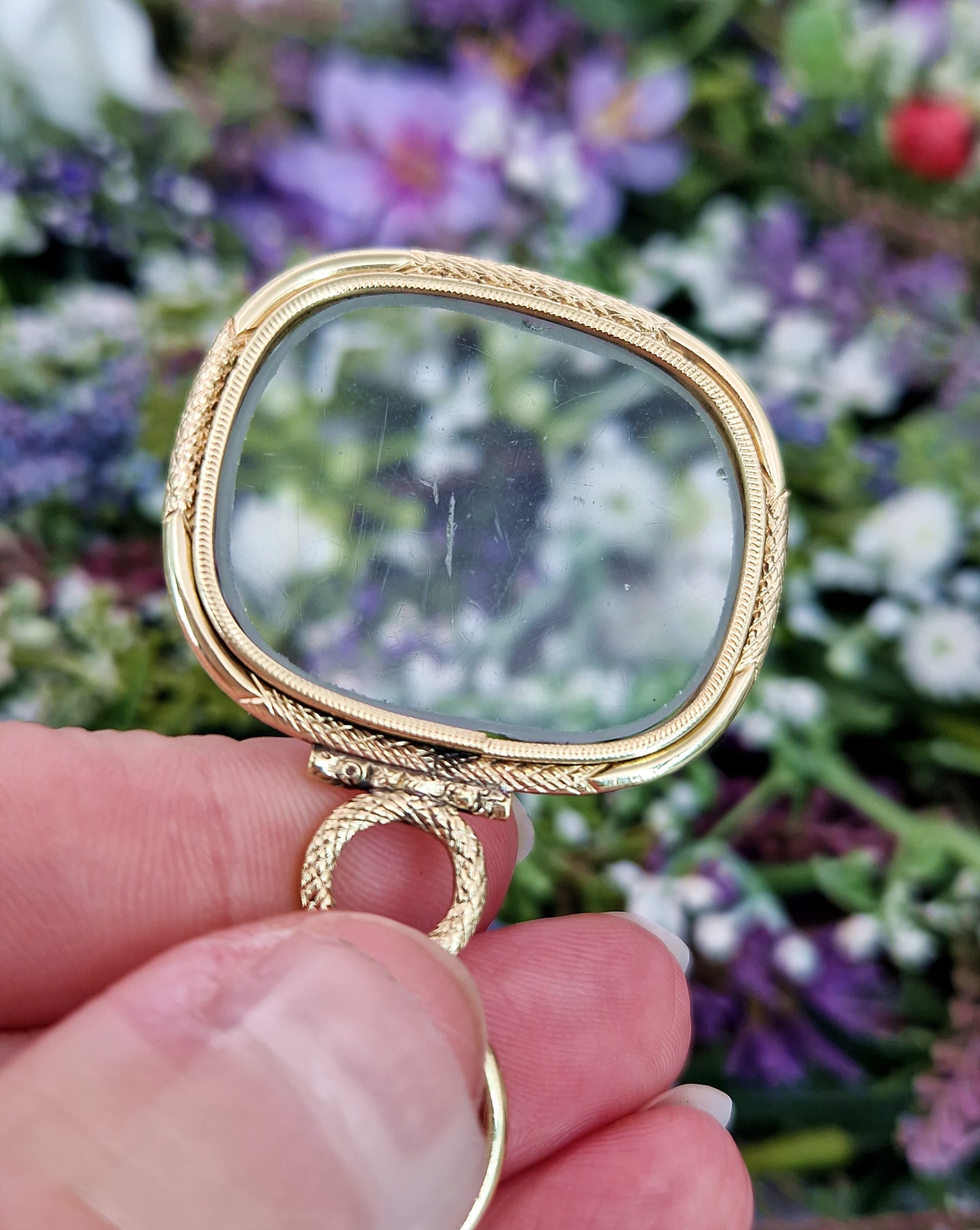 Antique Victorian Gold Ornate Quizzing Magnifying Glass Fob Pendant