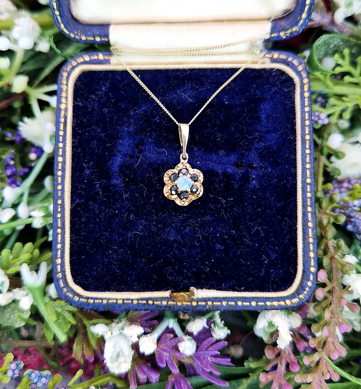 Vintage 1984 9ct Yellow Gold Dainty Natural Opal and Sapphire Cluster Pendant Necklace