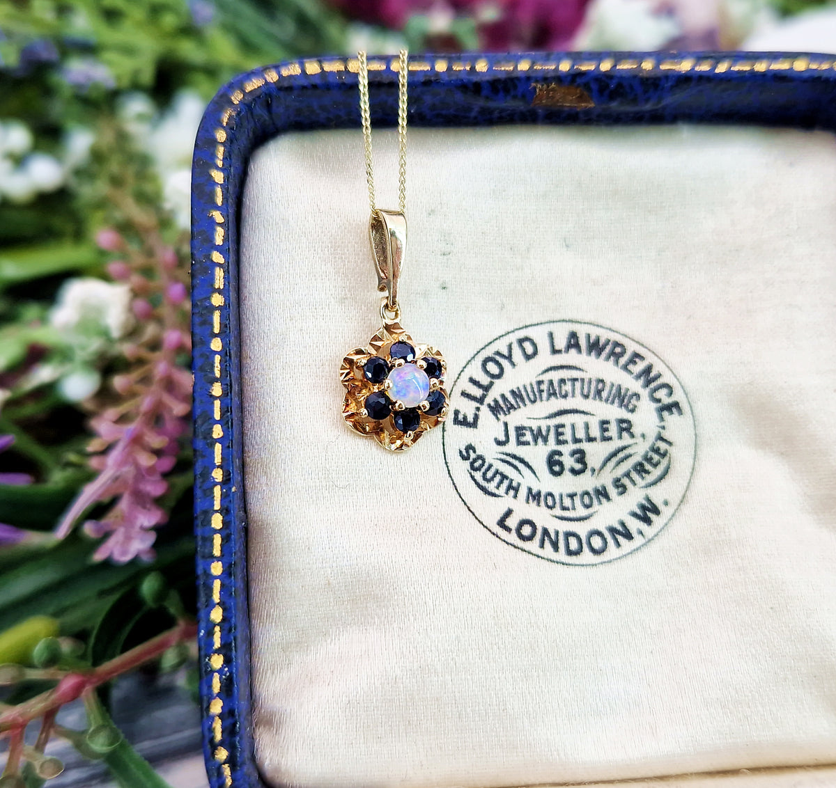 Vintage 1984 9ct Yellow Gold Dainty Natural Opal and Sapphire Cluster Pendant Necklace