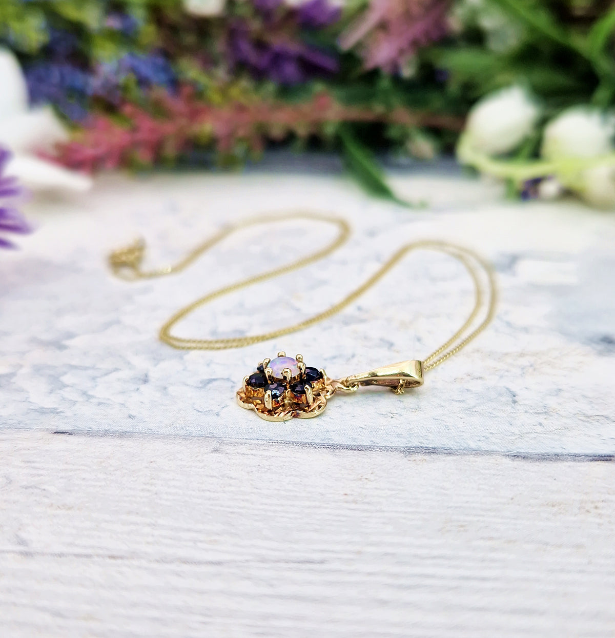 Vintage 1984 9ct Yellow Gold Dainty Natural Opal and Sapphire Cluster Pendant Necklace