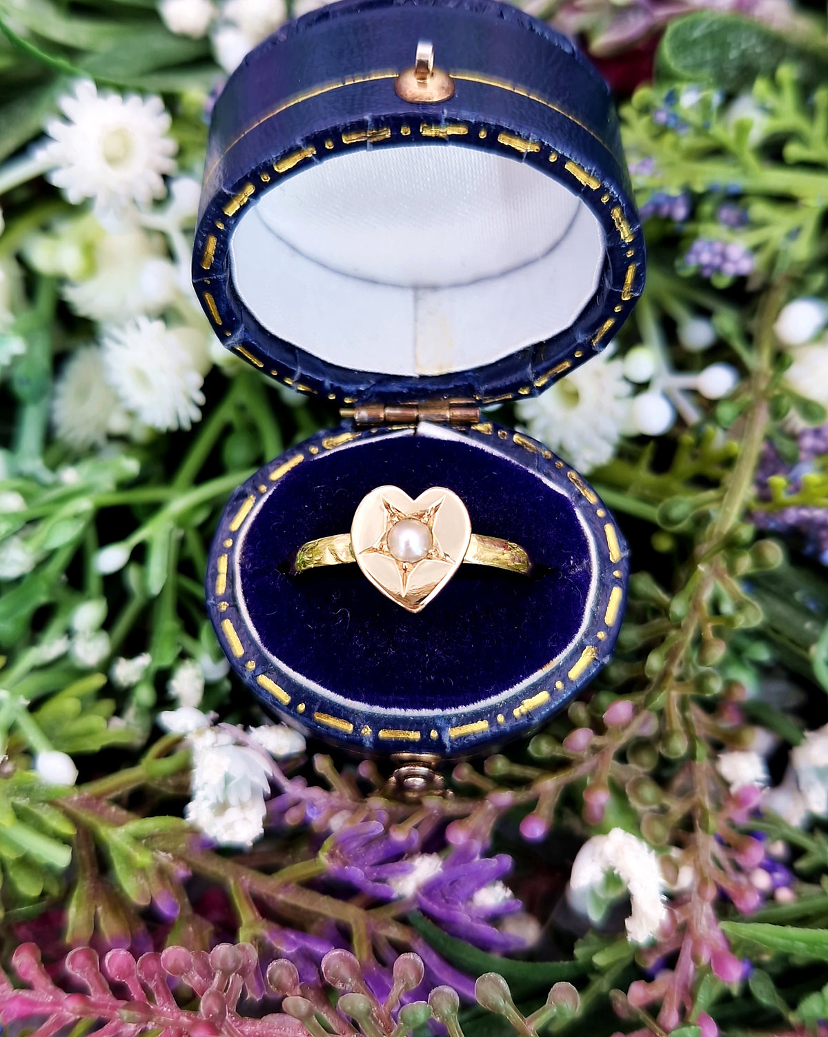 Antique 1835 Georgian 22ct Yellow Gold Heart and Pearl Sweetheart Band Ring / Size P 1/2 or 8.25