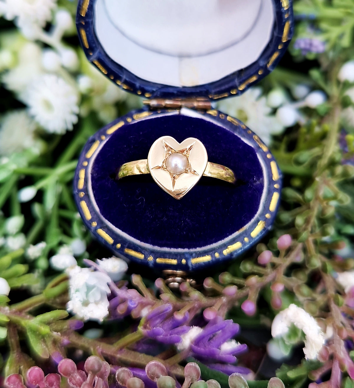 Antique 1835 Georgian 22ct Yellow Gold Heart and Pearl Sweetheart Band Ring / Size P 1/2 or 8.25