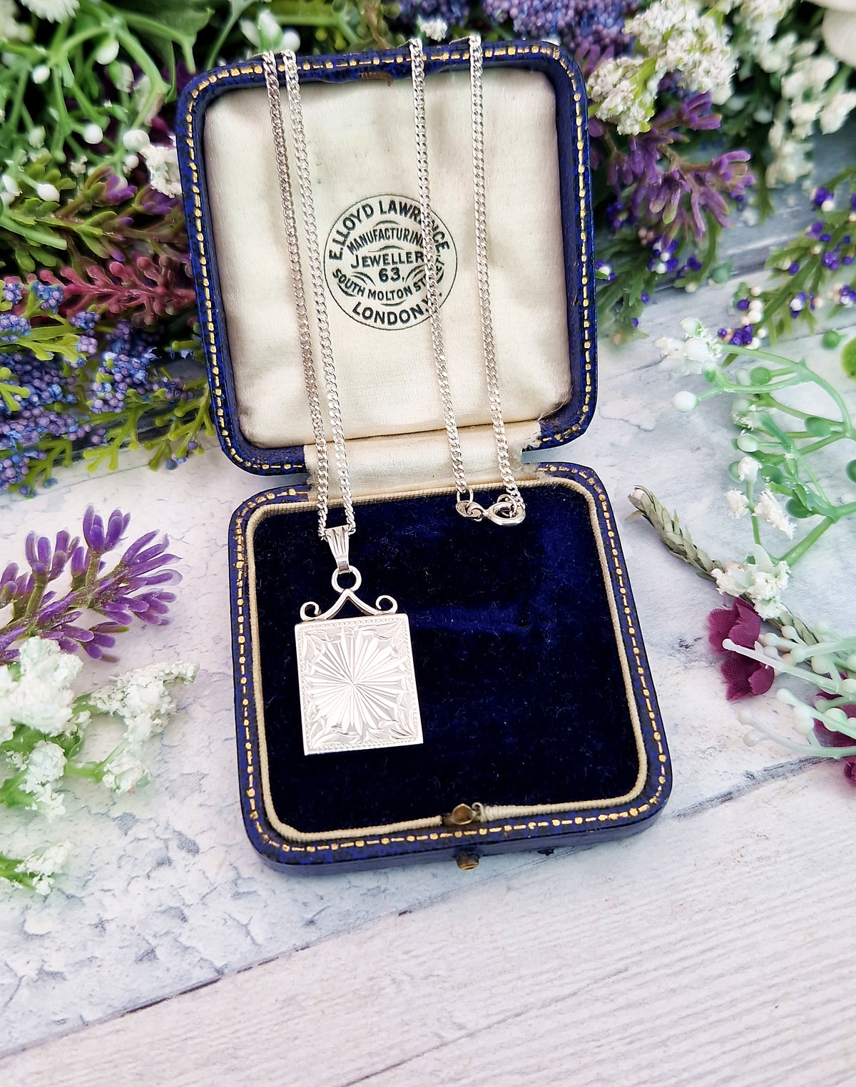 Vintage 1979 Hallmarked Sterling Silver Engraved Star Rectangular Fob Pendant