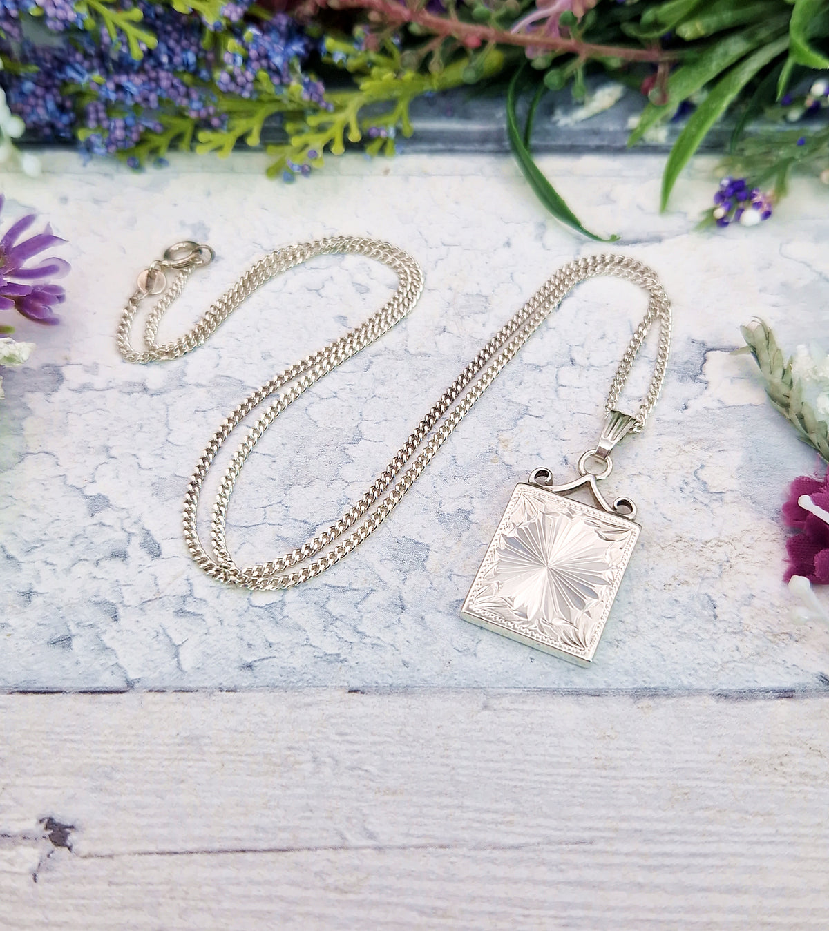 Vintage 1979 Hallmarked Sterling Silver Engraved Star Rectangular Fob Pendant