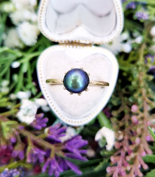 Vintage 9ct Yellow Gold Colourful Peacock Black Pearl Solitaire Ring / Size U or 10.5