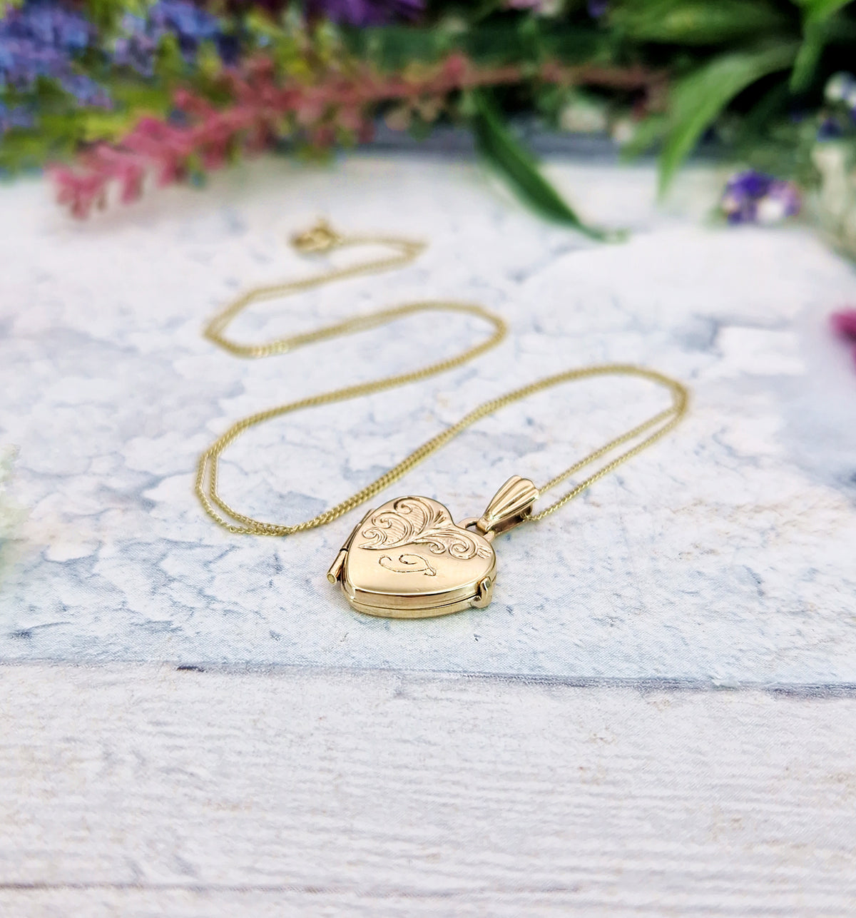 Vintage 9ct Yellow Gold Engraved Initial J Miniature Love Heart Locket Pendant Necklace