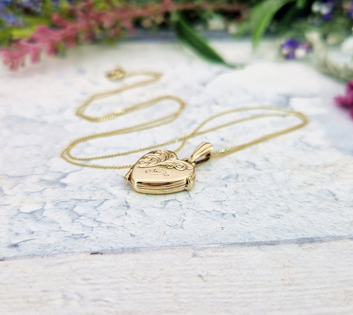 Vintage 9ct Yellow Gold Engraved Initial J Miniature Love Heart Locket Pendant Necklace