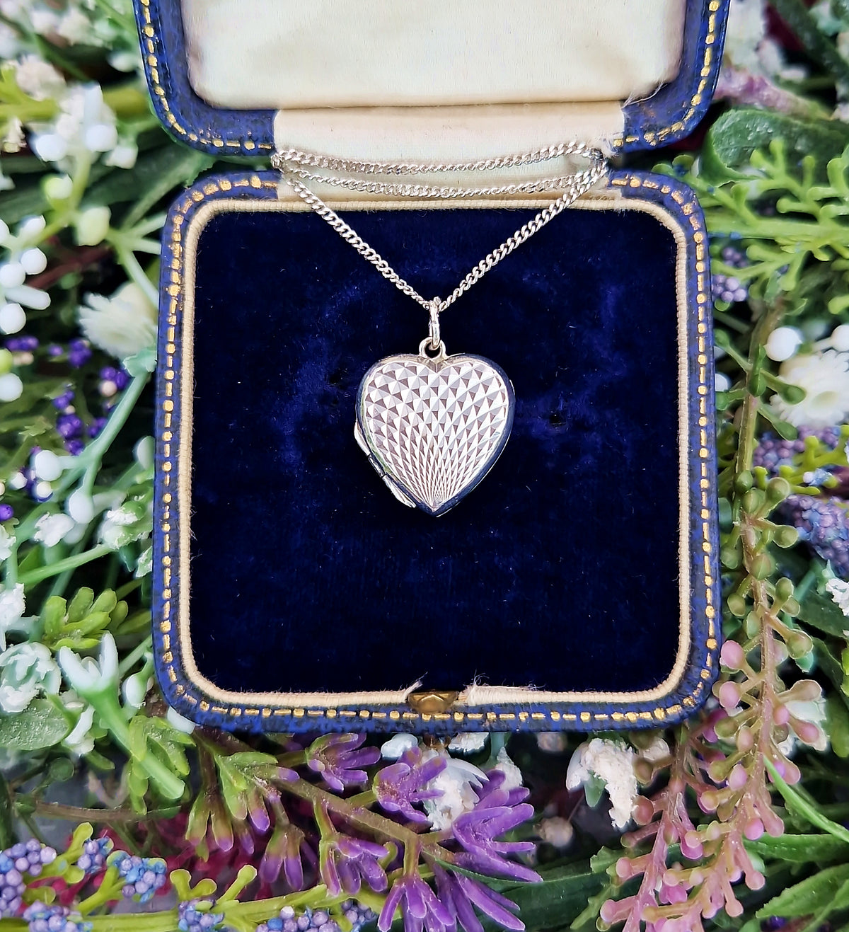 Antique Art Deco Sterling Silver Diamond Cut Checkered Love Heart Locket Pendant Necklace