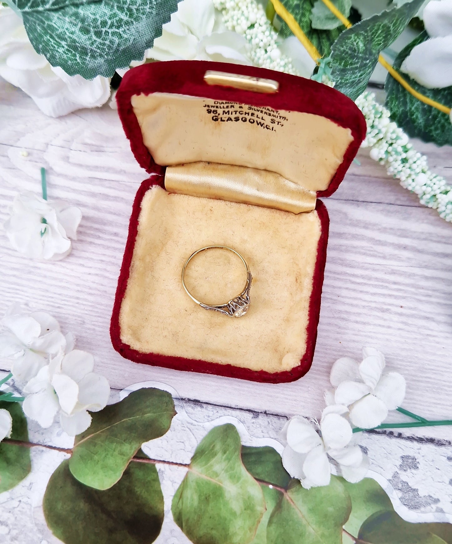 Vintage Velvet Red and Cream Interior Jewellery Pendant Box for Display Collection Gift