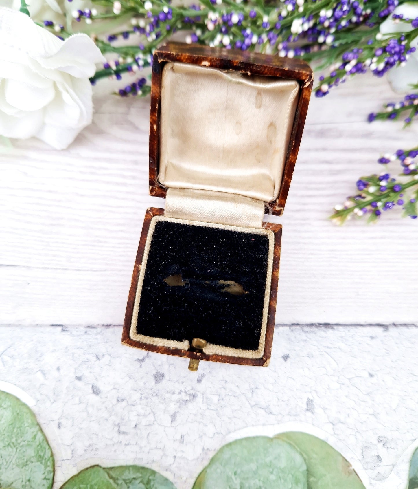 Antique Brown, Black & Cream Interior Leatherette Jewellery Ring Box for Display Collection Gift or Engagement