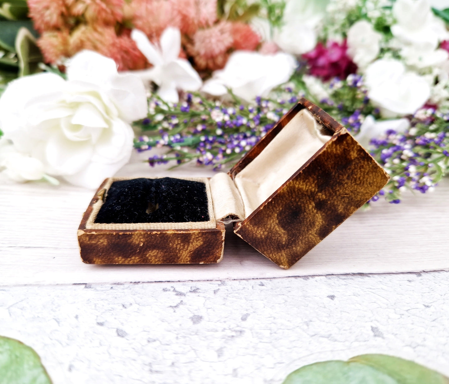 Antique Brown, Black & Cream Interior Leatherette Jewellery Ring Box for Display Collection Gift or Engagement