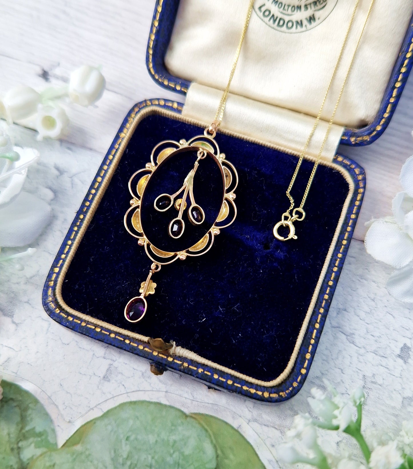 Antique Edwardian 9ct Gold Amethyst and Pearl Delicate Framed Lavalier Pendant Necklace