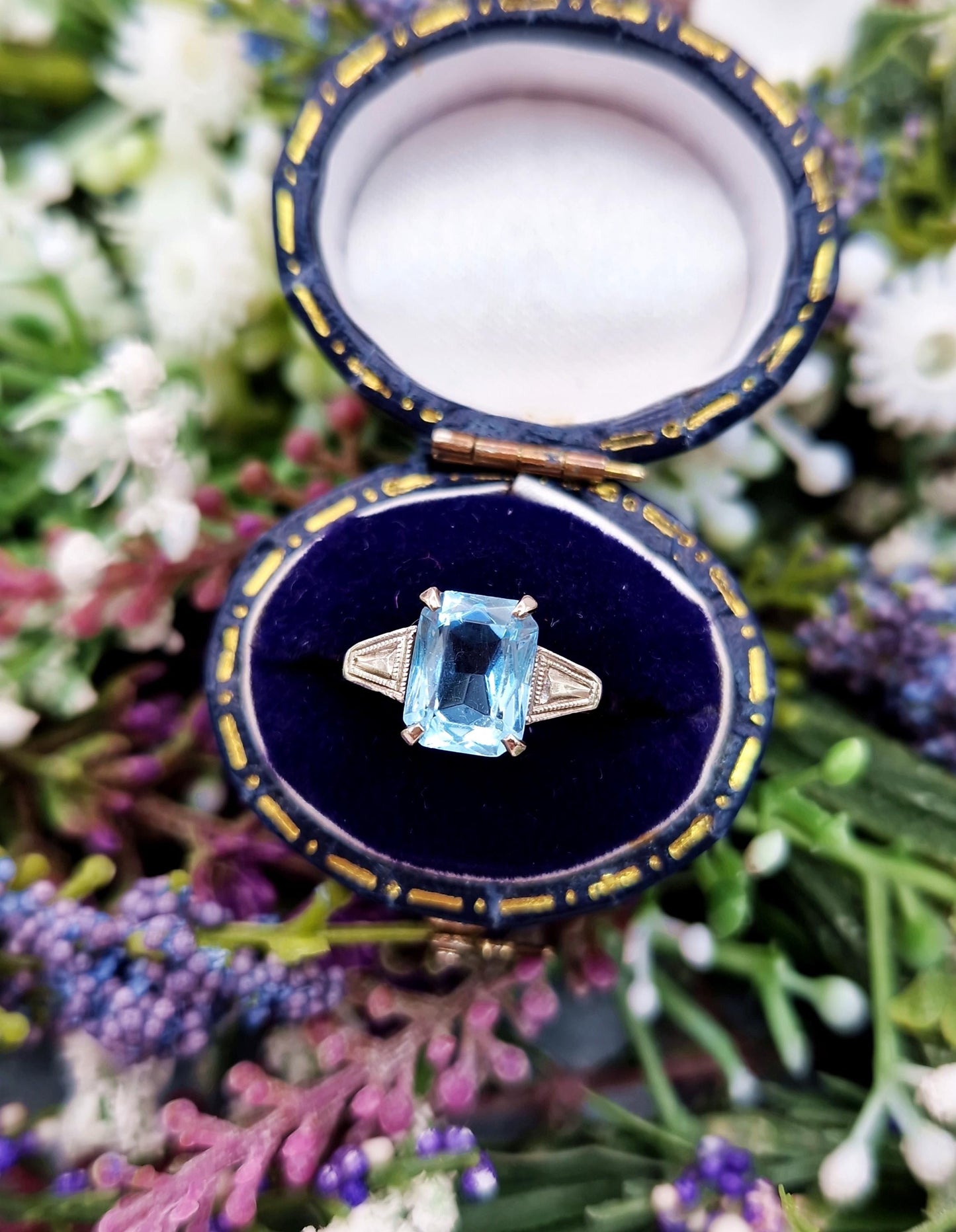 Antique Art Deco 9ct Yellow Gold Light Blue Glass Solitaire Ring / Size J 1/2 or US 5.25