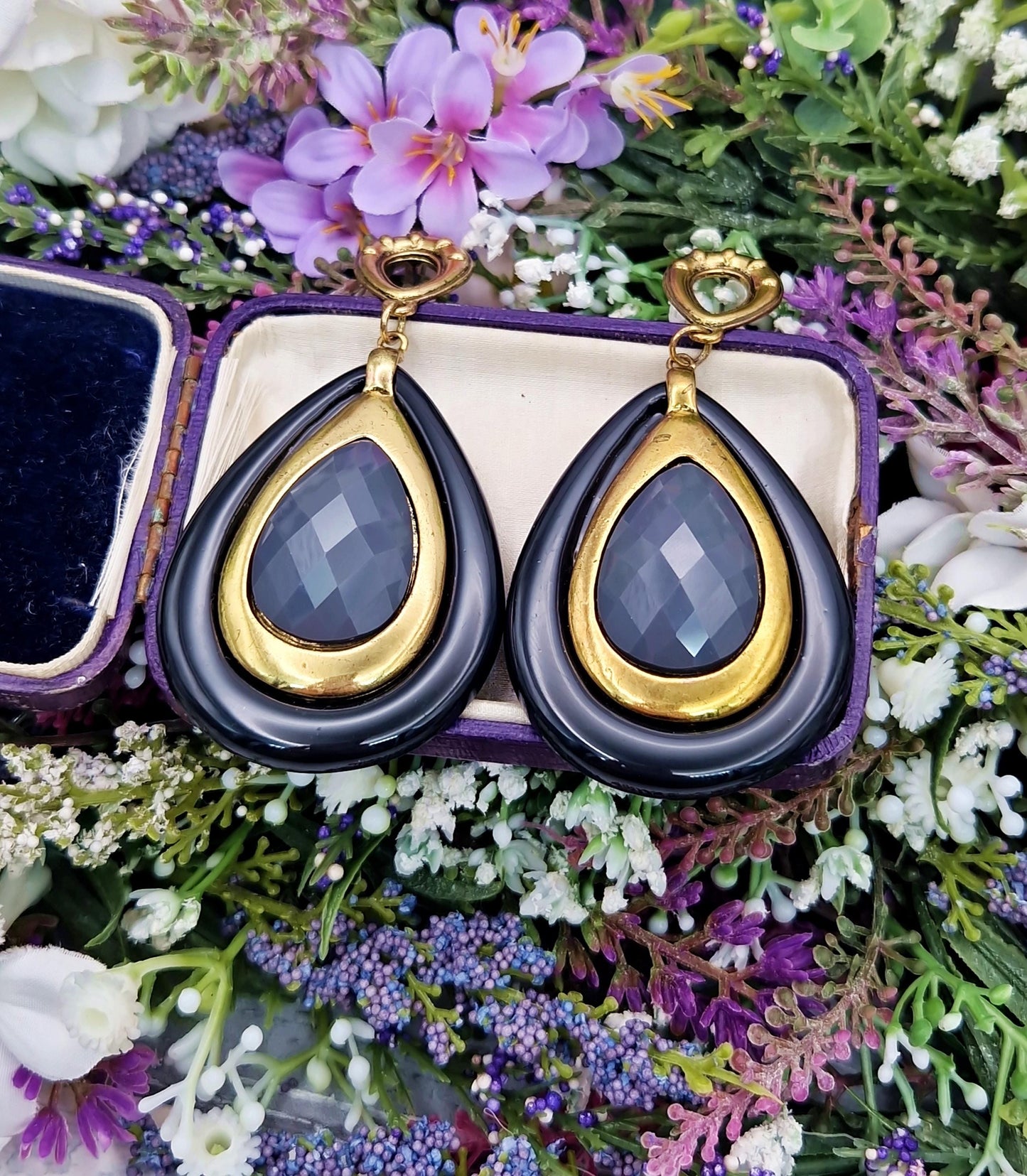 Vintage Gold Tone Huge Grey and Black Teardrop Statement Stud Drop Earrings
