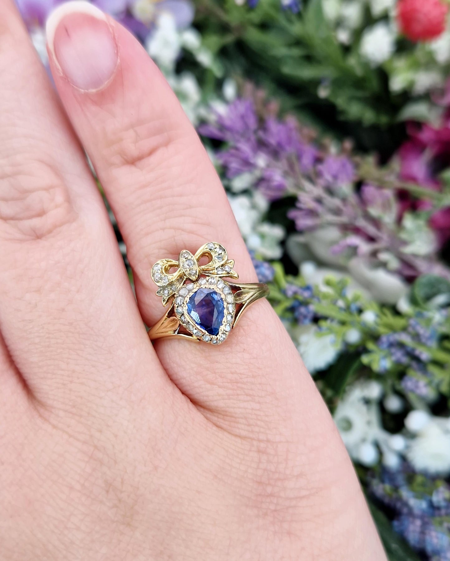 Antique Victorian 18ct Gold Sapphire and Diamond Heart and Bow Ring / Size N 1/2 or 7.25