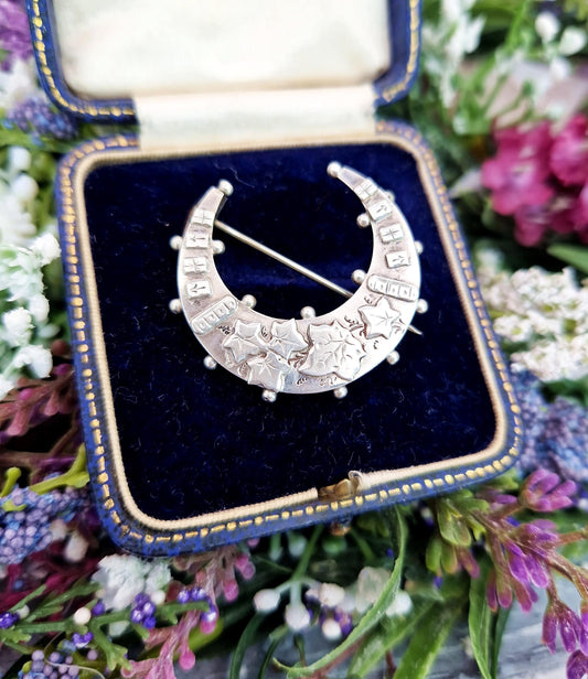 Antique 1885 Victorian Sterling Silver Ornate Ivy Leaf Detail Crescent Moon Aesthetic Brooch Pin