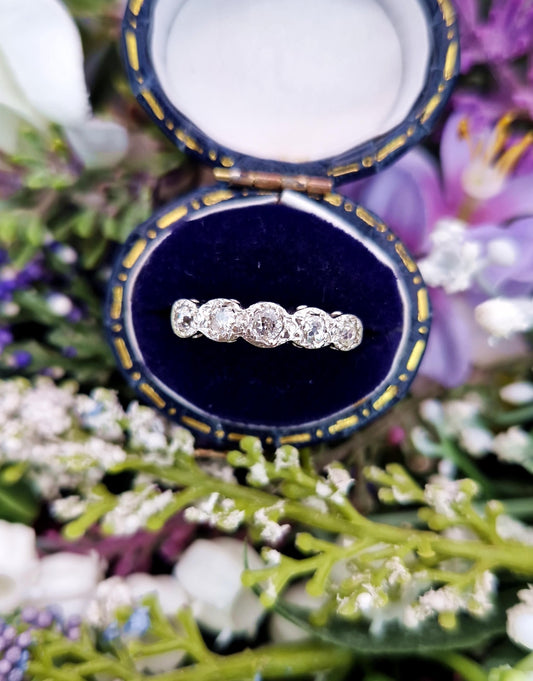 Vintage Art Deco 18ct Gold & Platinum Classic Old Mine Cut Diamond 0.32cts 5 Stone Ring / Size O 1/2 or 7.75