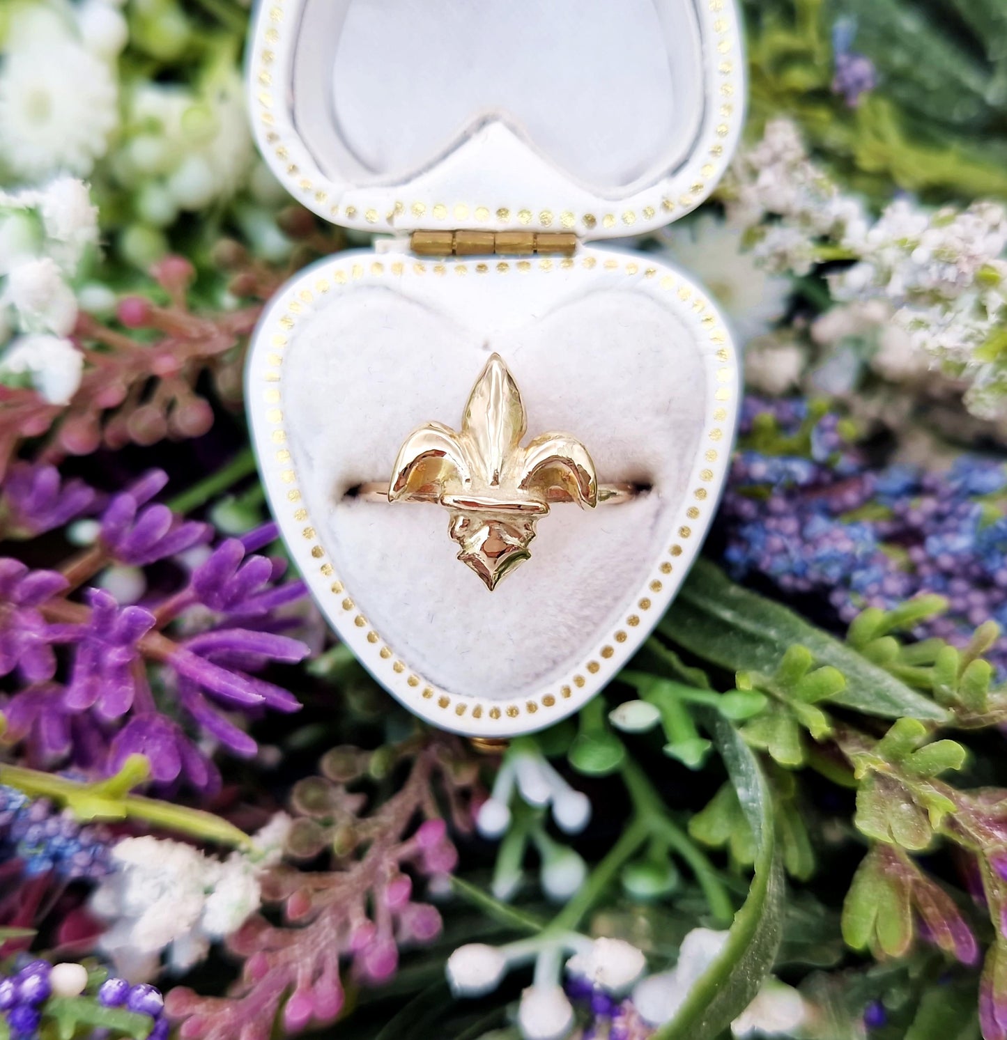 Antique Victorian 9ct Yellow Gold Fleur-de-lis Conversion Ring / Size J or 5