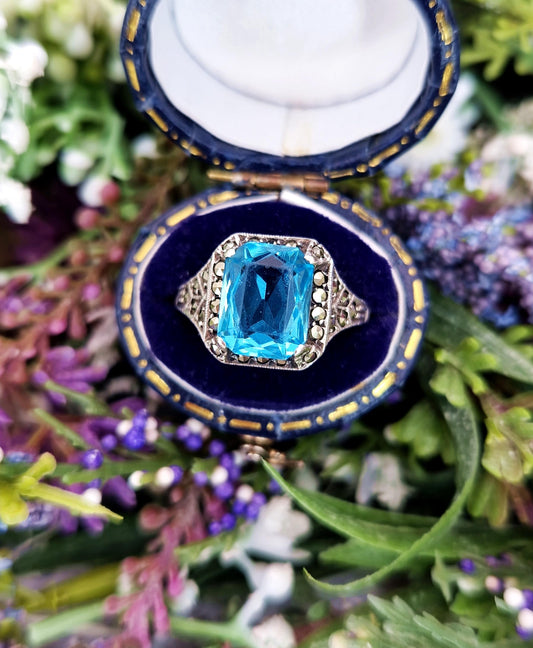 Vintage Art Deco 9ct Gold and Sterling Silver Blue Glass & Marcasite Cluster Ring / Size N 1/2 or 7.75