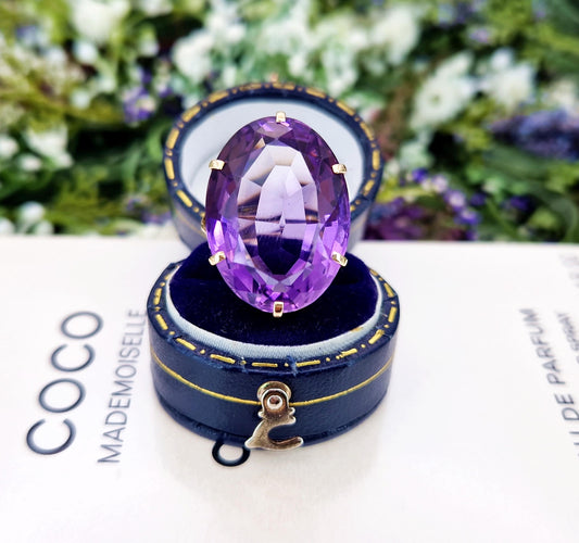 Vintage 9ct Gold Huge Impressive Purple Amethyst Gemstone Solitaire Statement Ring / Size L or 6