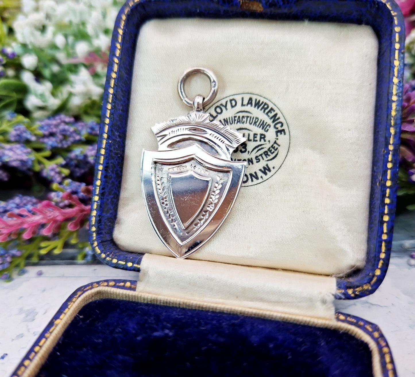 Antique Edwardian 1911 Hallmarked Sterling Silver Engraved Ornate Shield Pendant / Fob 6.2grams