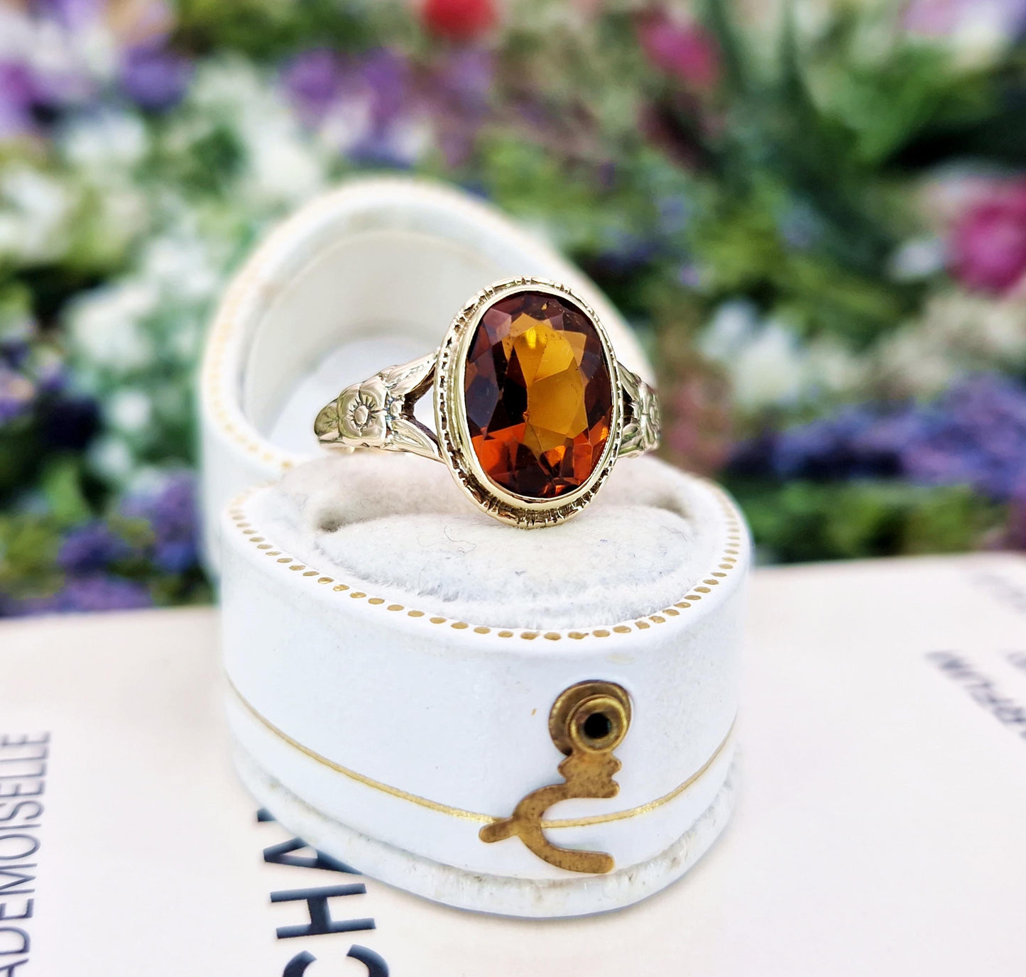 Antique Art Nouveau 9ct Yellow Gold Ornate Engraved Floral Madeira Citrine Solitaire Ring / Size O 1/2 or 7.75
